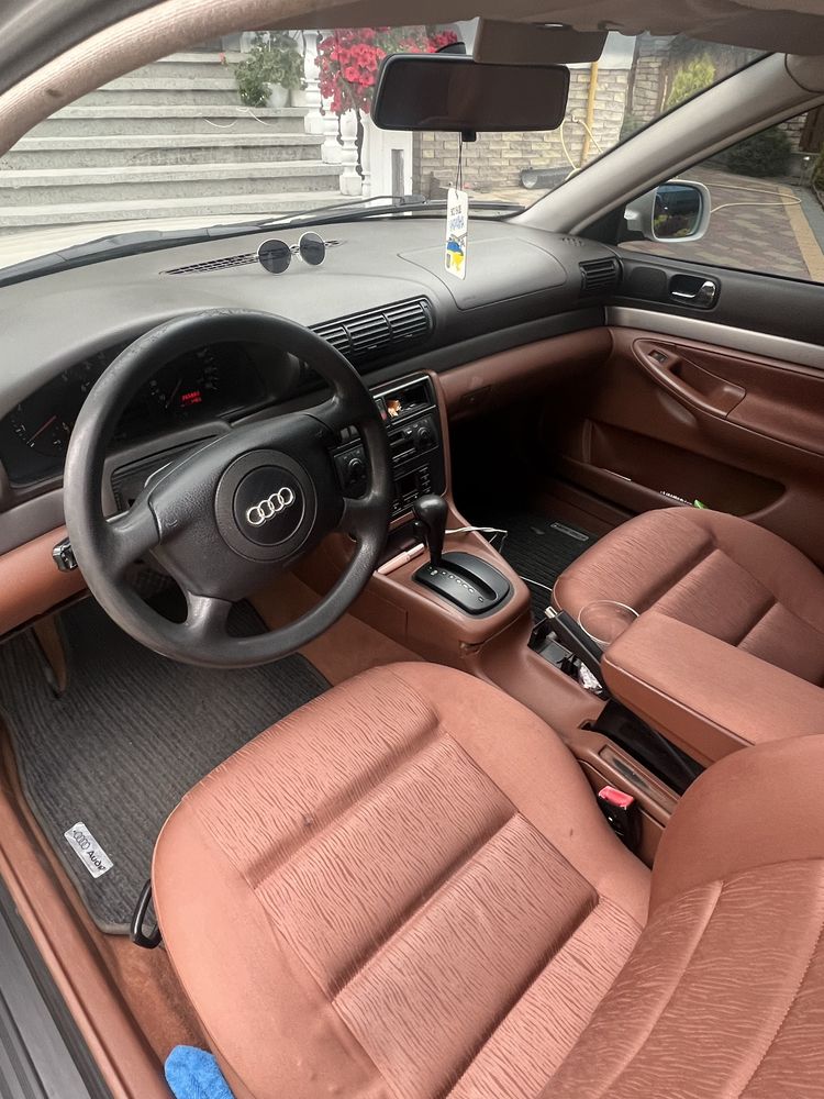 Audi A4 B5 1.8Автомат