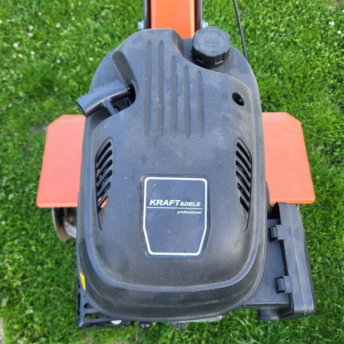 Glebogryzarka Spalinowa 9KM KD5160