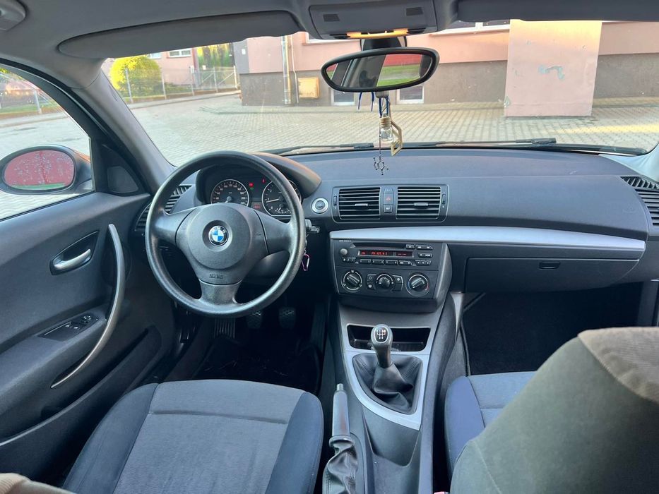 Sprzedam Bmw seria 1  116 ladna