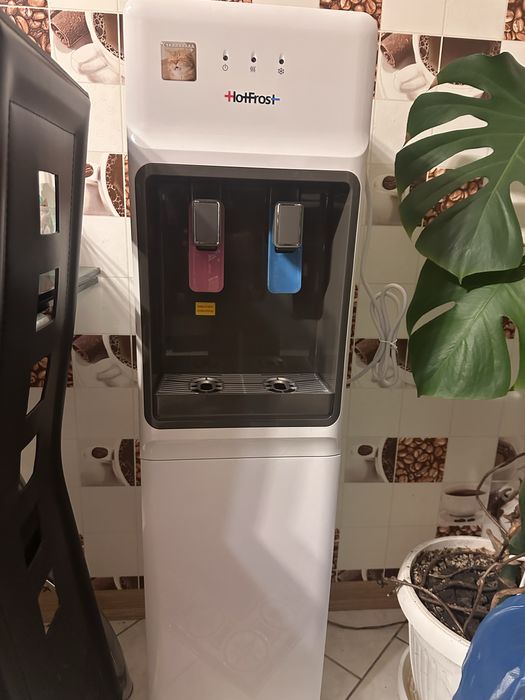 Куллер доя воды Hot frost