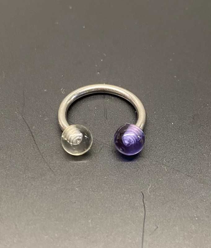 Kolczyk podkowa piercing