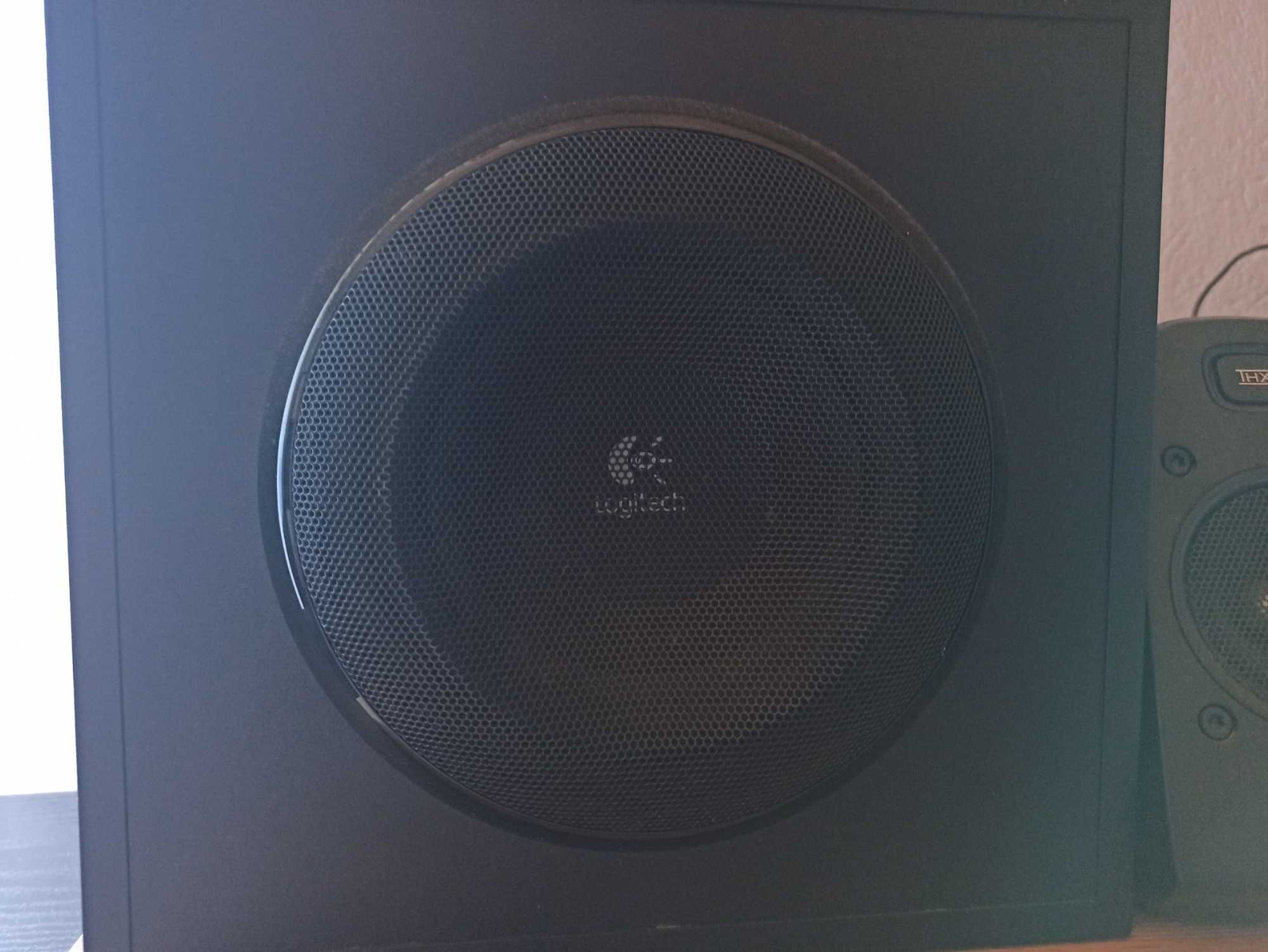 Logitech 2.1 200w rms