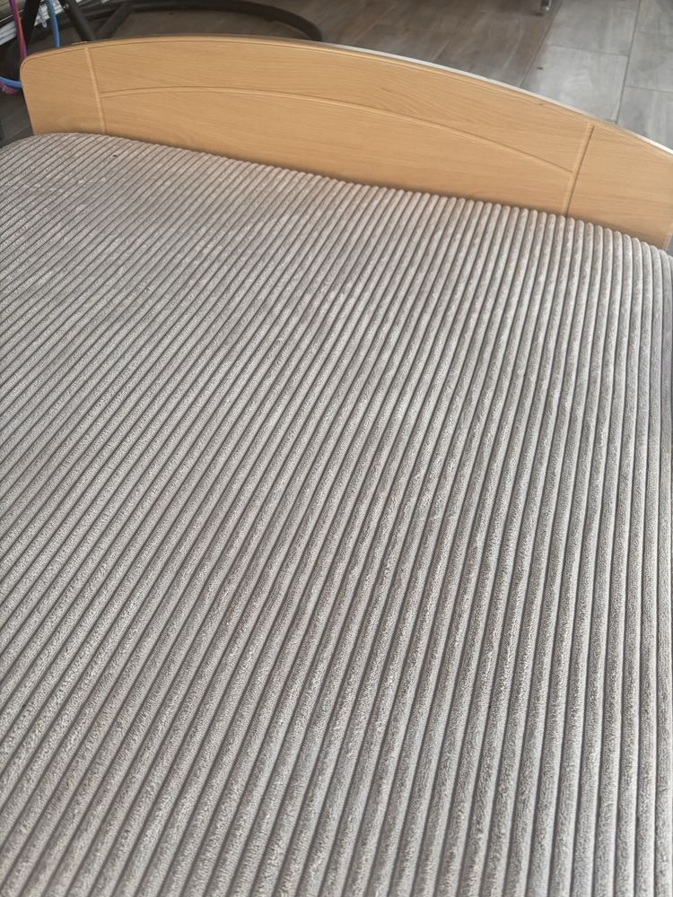 Łóżko pojedyncze 90x200 z szafką nocną