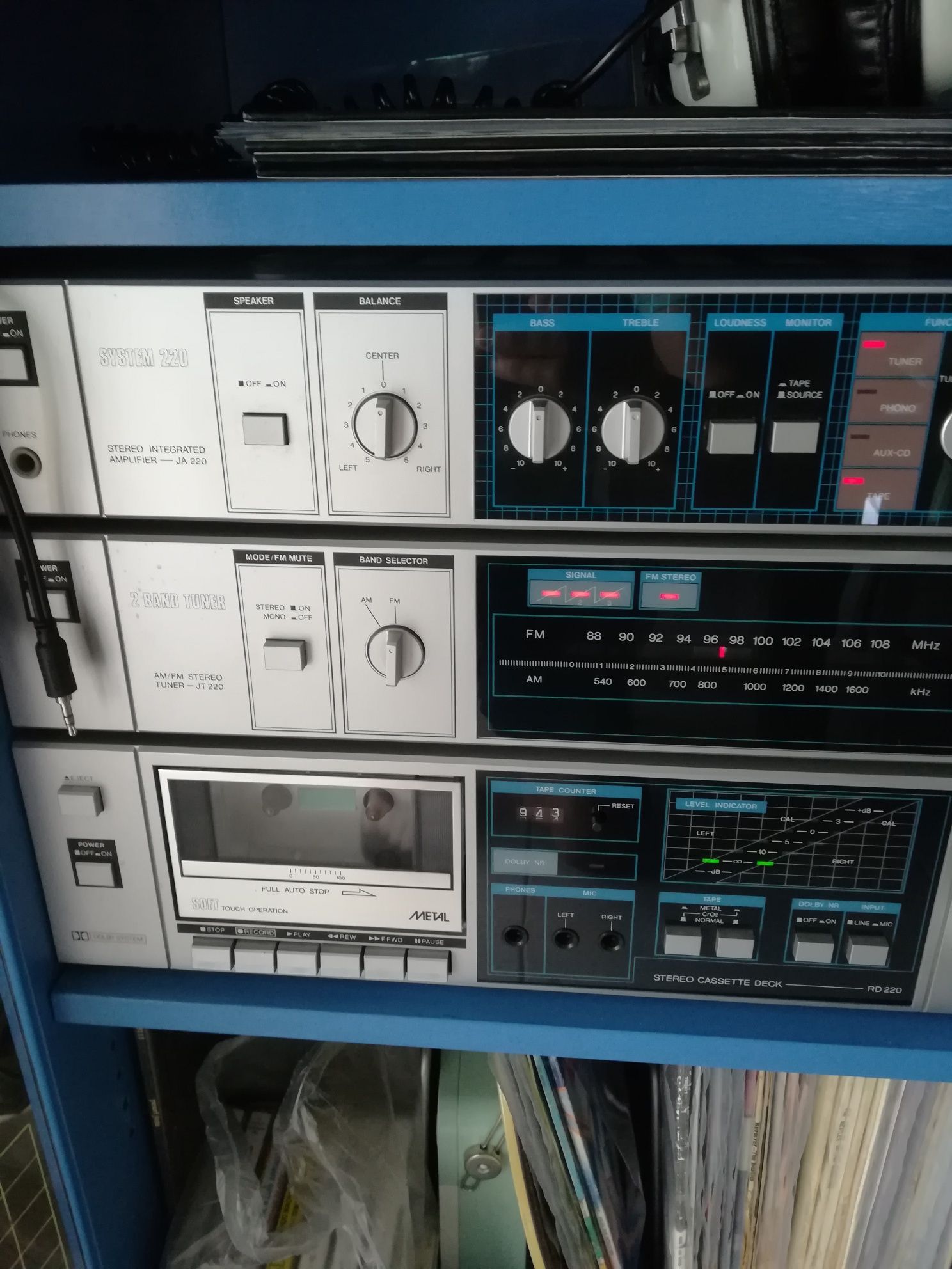 Sanyo system 220