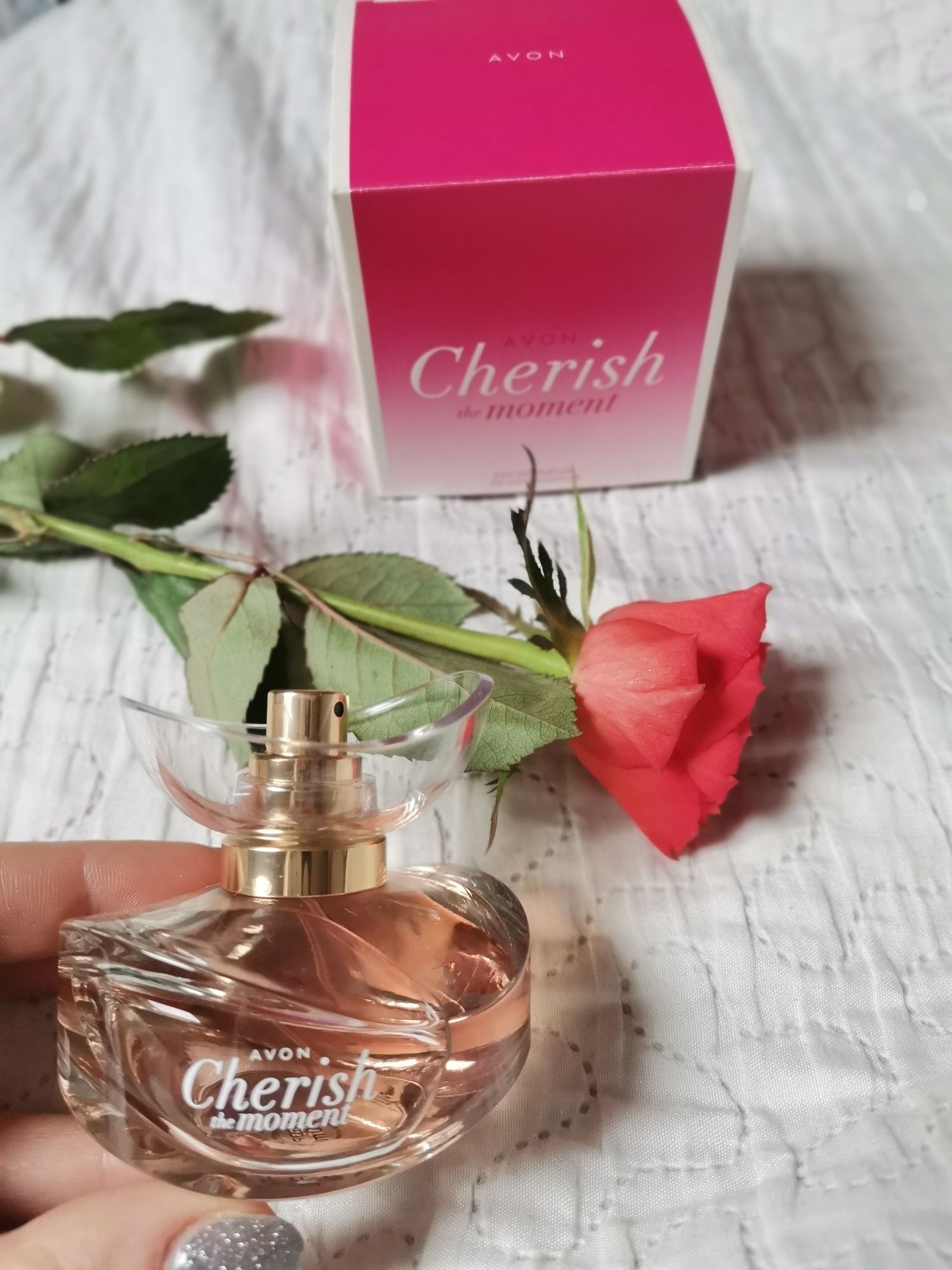 Cherish the moment  Avon 50 ml pełen flakon