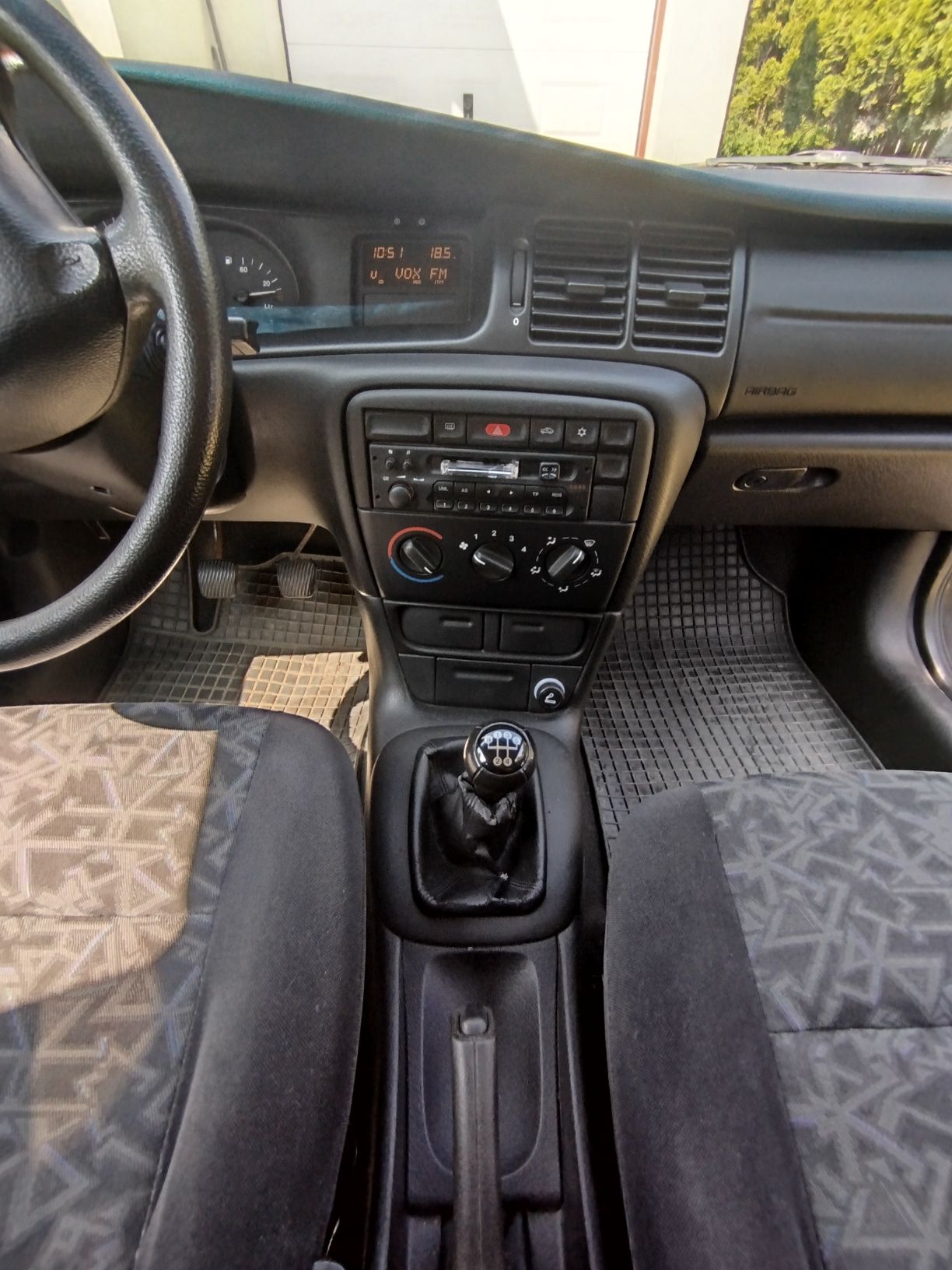 Sprzedam Opel Vectra B 1.6 benzyna przebieg 115t km