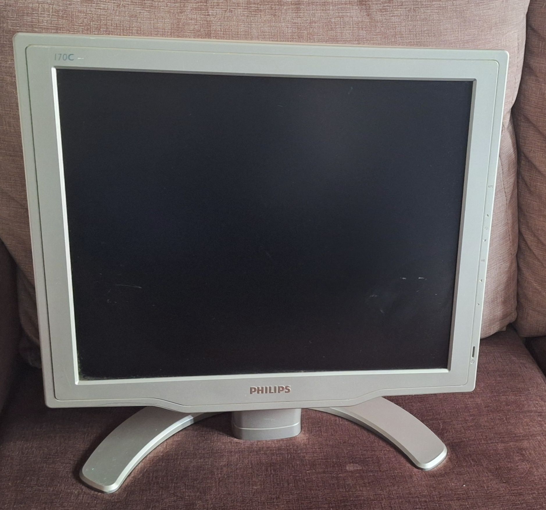 Vendo monitor Philips 170C5