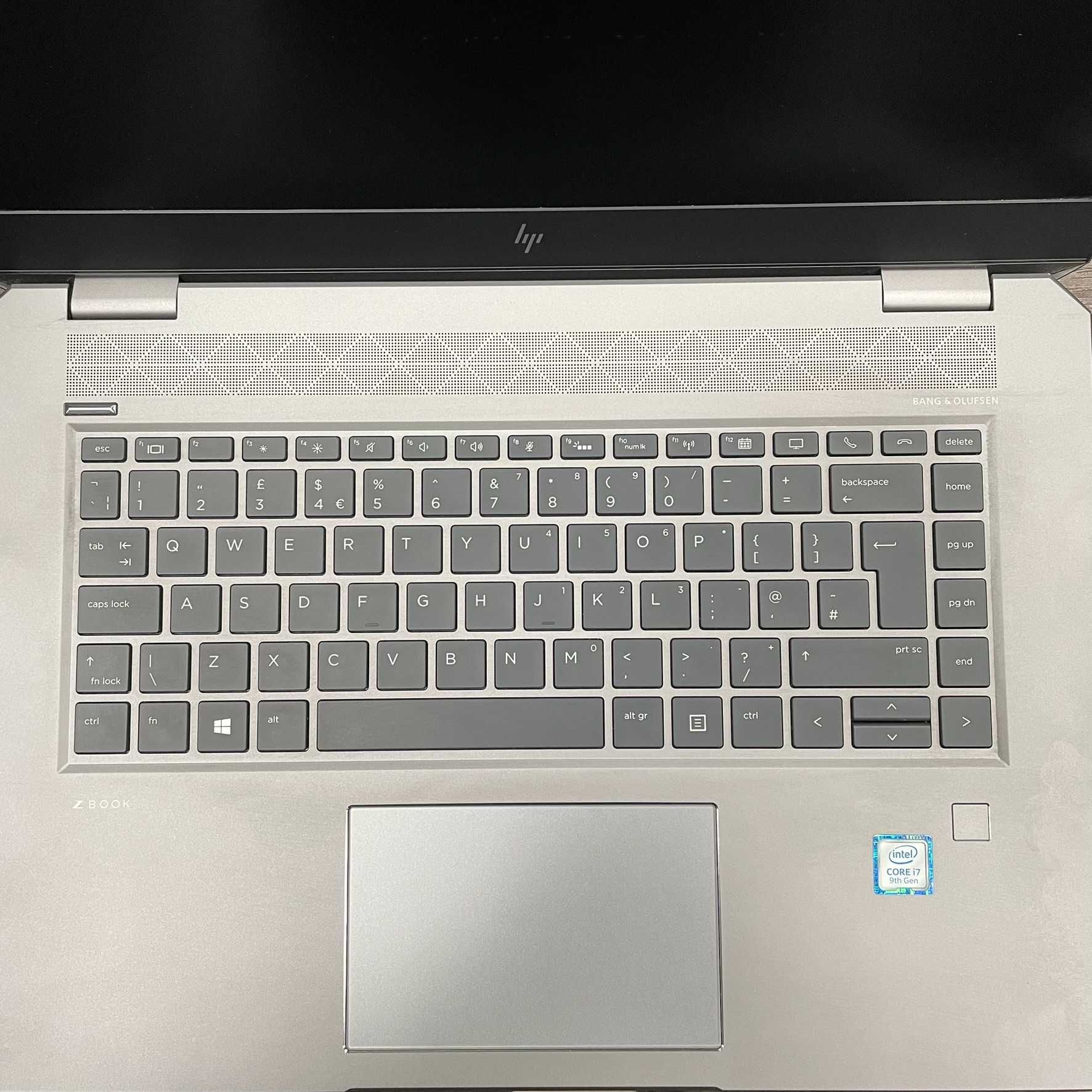 Laptop HP Zbook Studio -  Core i7 9GEN, 16GB, 512GB SSD Win 11 Klasa B