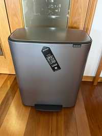 Balde/caixote de lixo com pedal Brabantia BO PEDAL BIN 2 x 30 L - NOVO