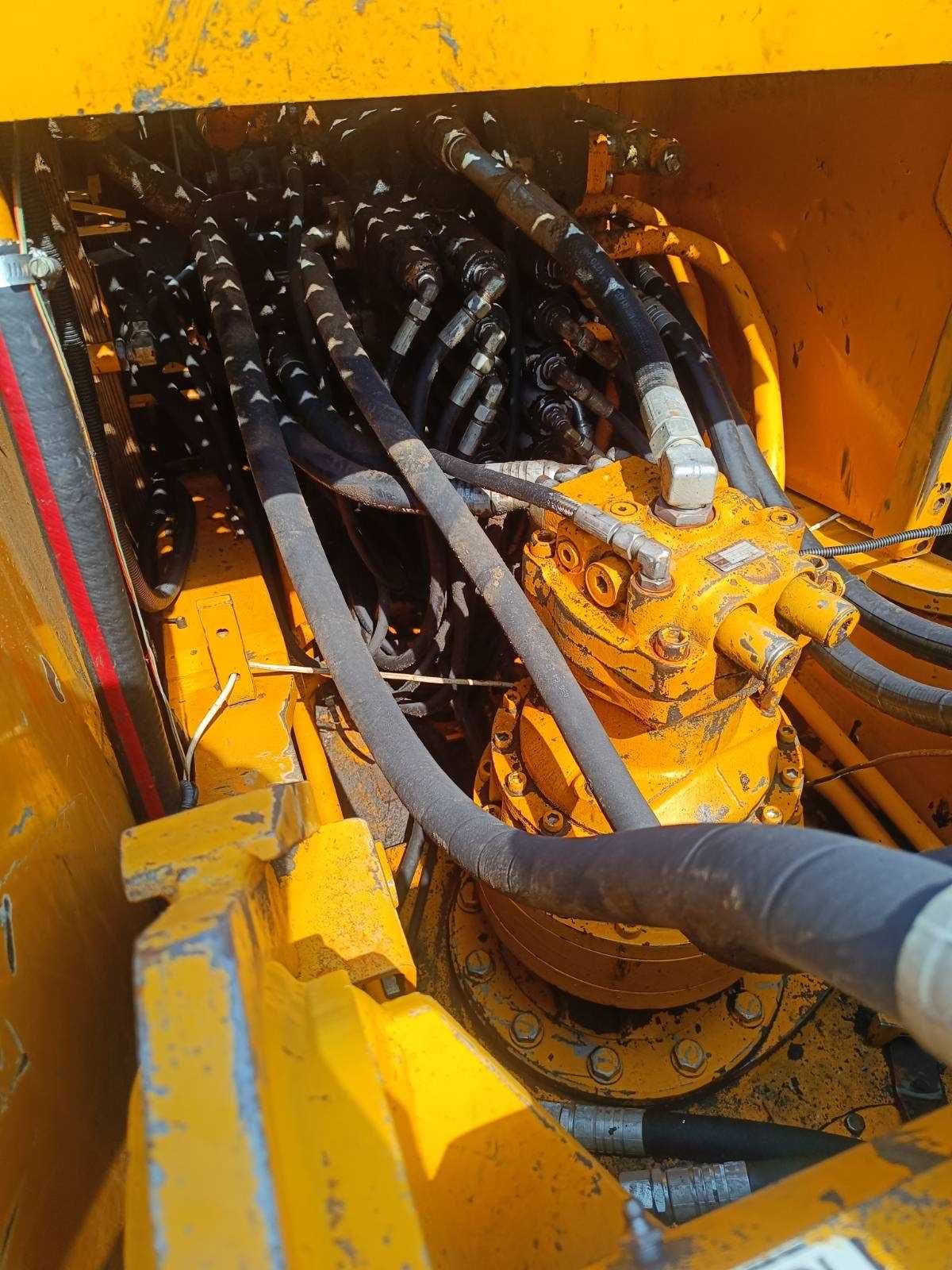 Екскаватор jcb js 220 cl