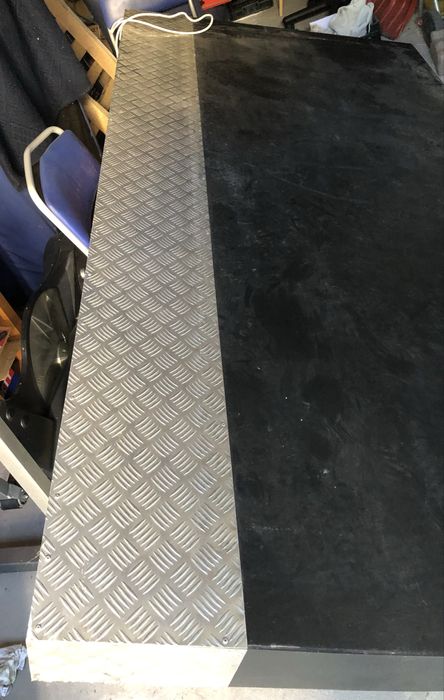 Podest metalowy - pod solarium i nie tylko