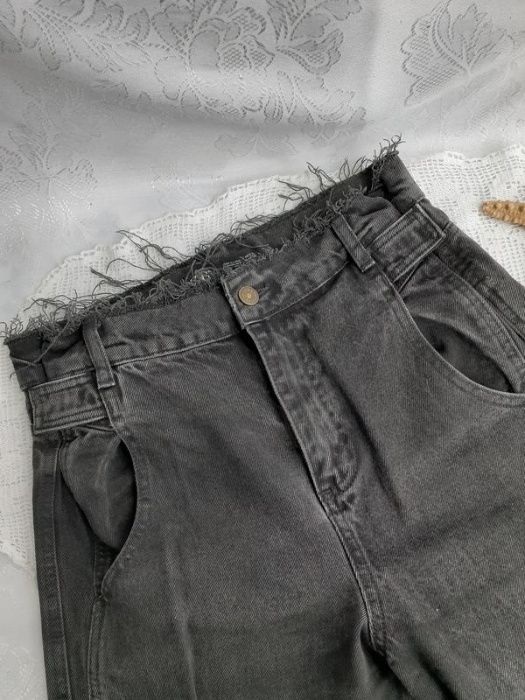 джинсы Zara mom 100% коттон высокая посадка выстрепаны широкие оригин