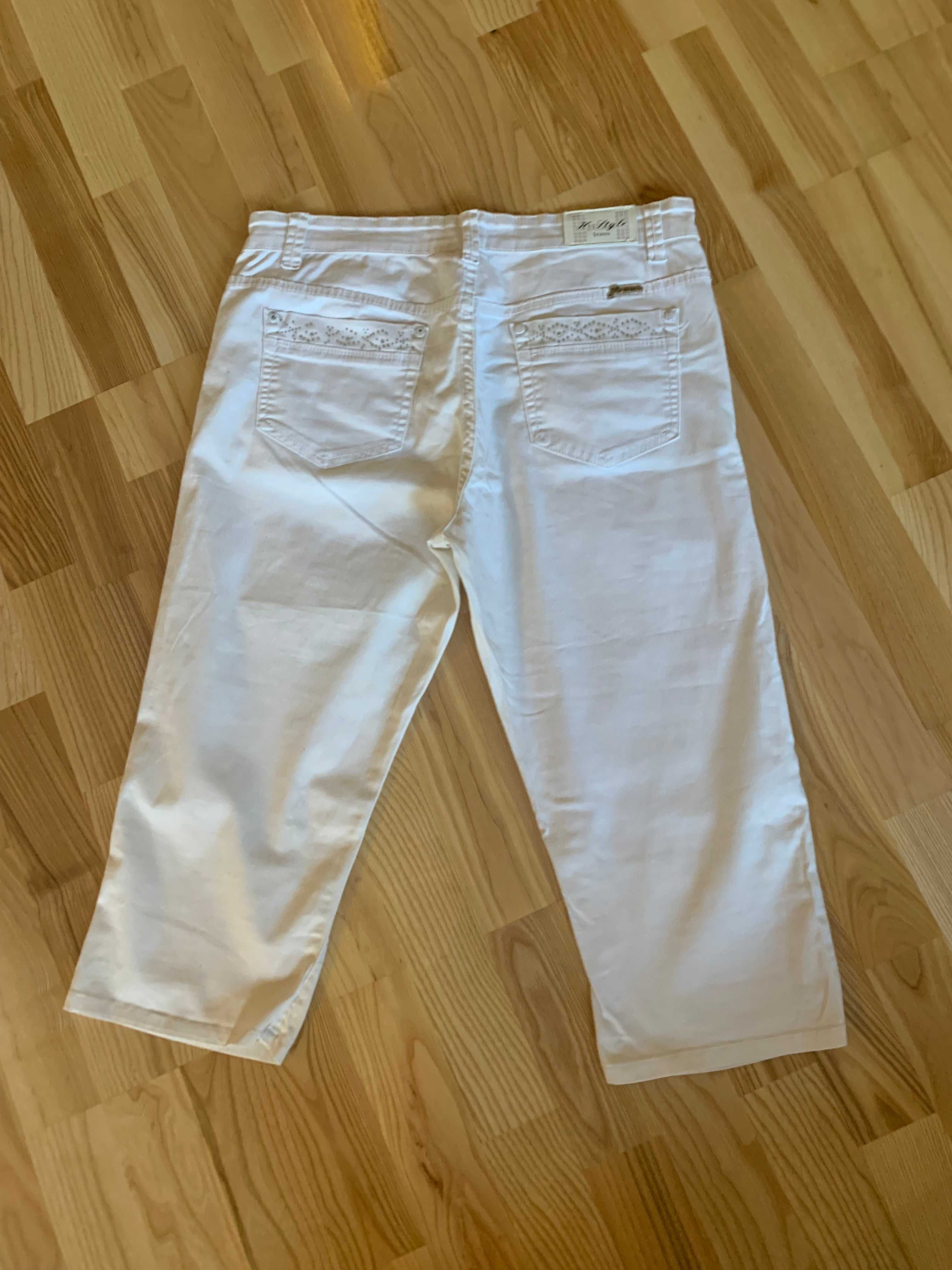 Białe spodenki z nogawką 3/4 Jeans