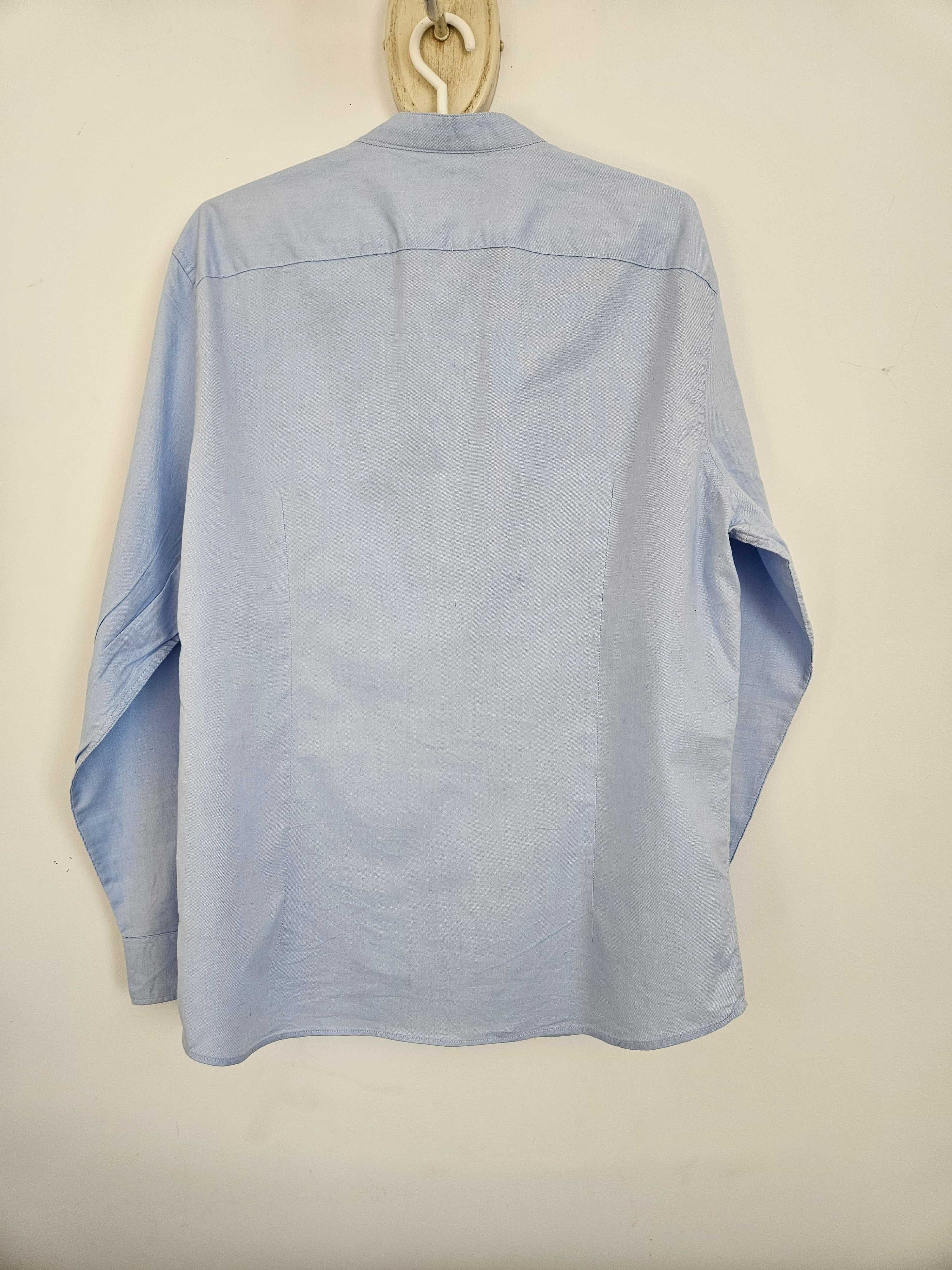 Błękitna, elegancka, bawełniana koszula duża