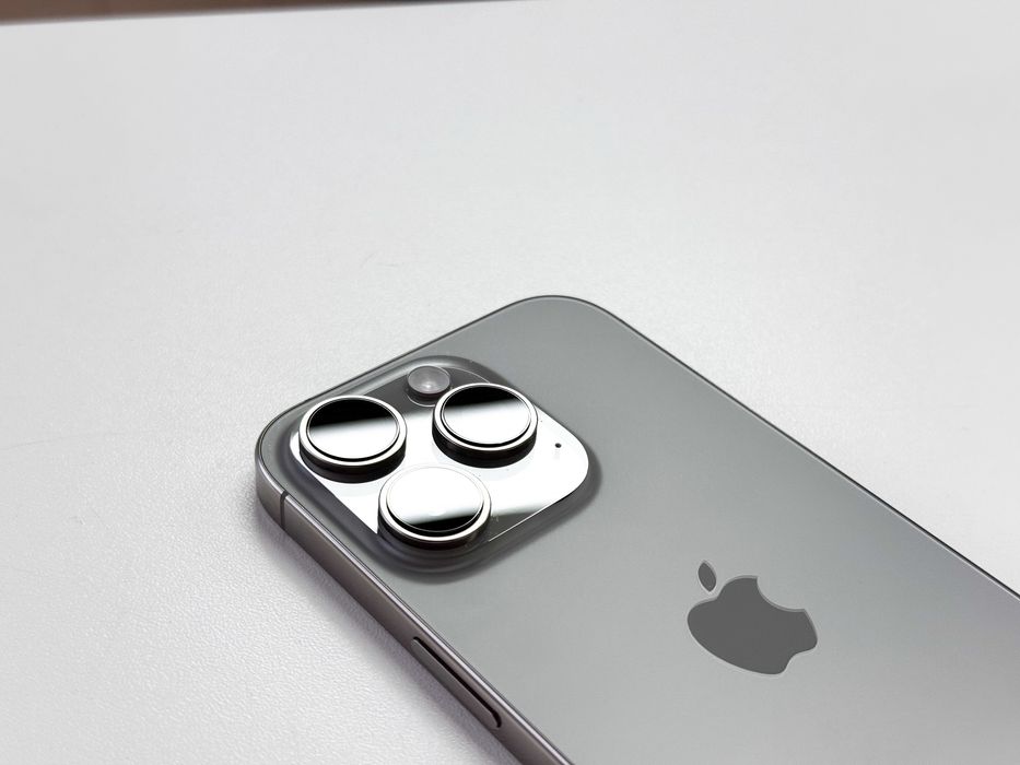 iPhone 16 Pro 128 GB Naturalny Tytan Jak Nowy Sklep Gwarancja Producen