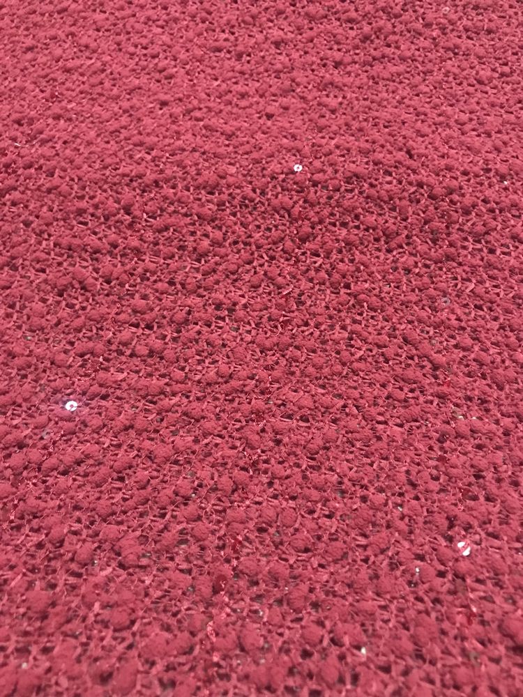 Dzianina swetrowa kolor burgund boucle z przezroczystymi cekinami