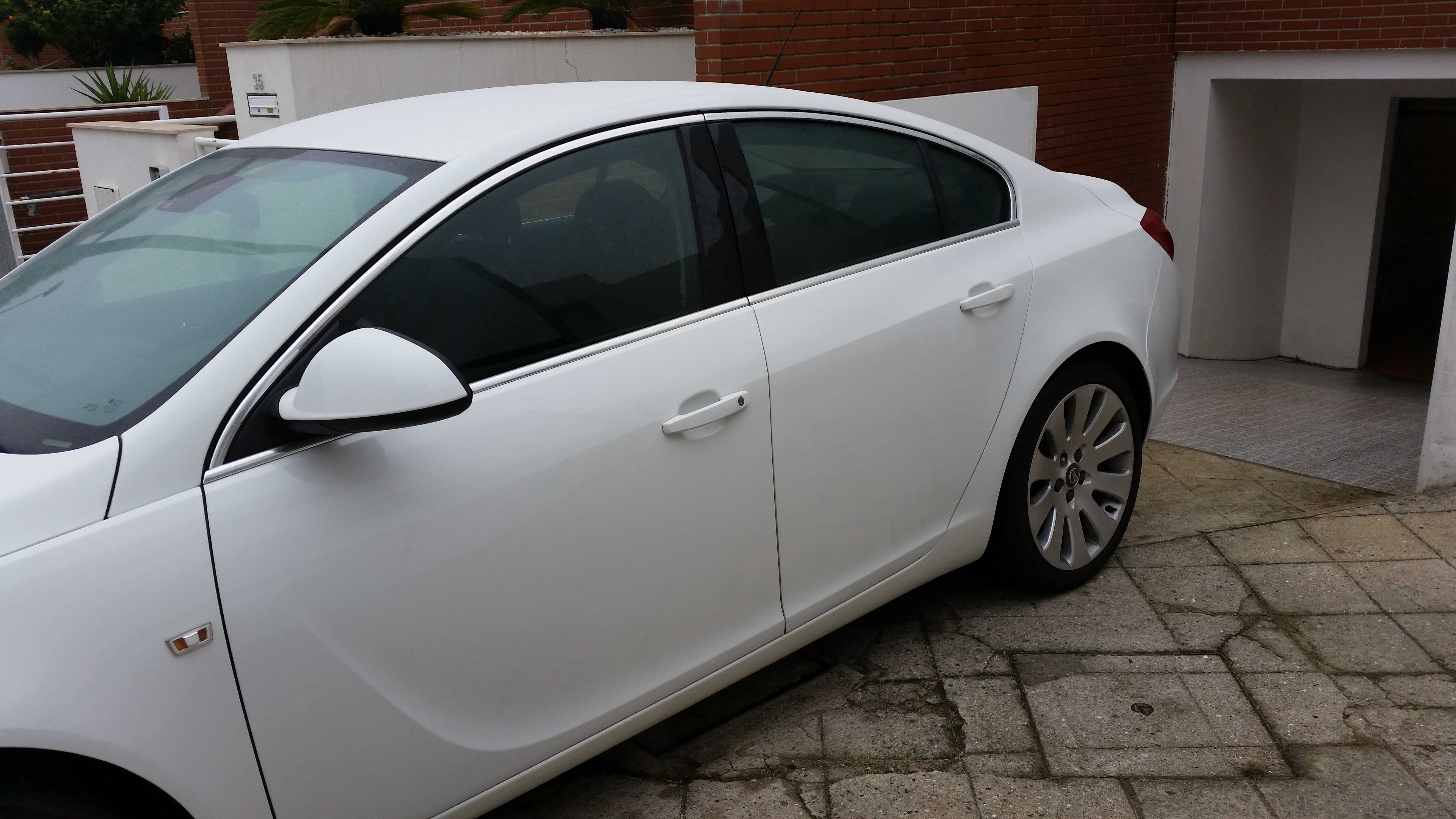 Opel Insignia cosmo sport awd 2.0 turbo gasolina - 09