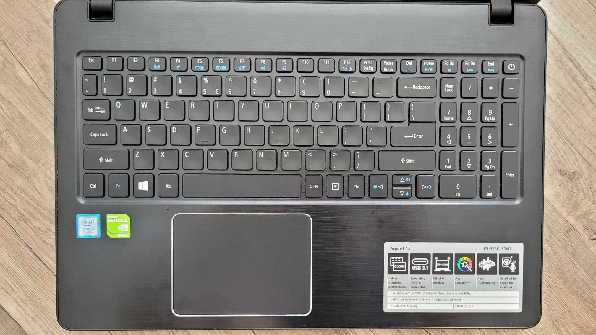 Laptop Acer Aspire F5