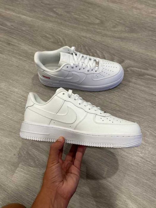 Buty meskie Mokasyny Nike_Air_Force_1_LowSupreme_White r.36