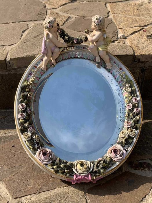 Старовинна порцелянова центральна ваза