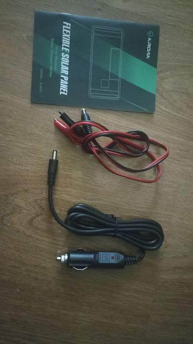 Ładowarka solarna do samochodu panel solarny pc 20W 12v