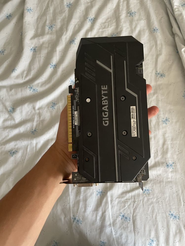 GTX 1650 Super em otimas condições