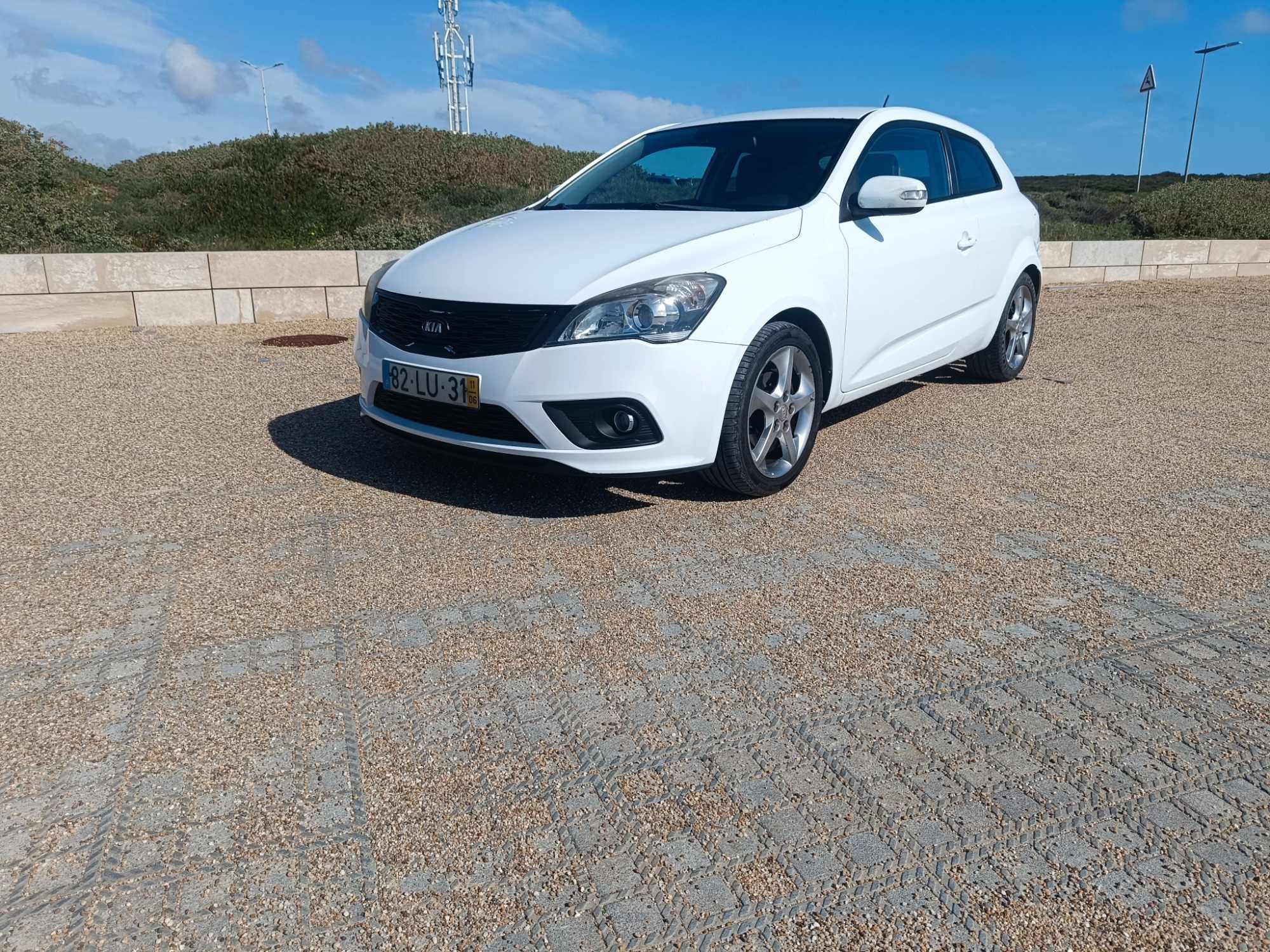 Vendo Kia ceed 1.6crdi 2011! inspeção feita e selo pago até 06/2026