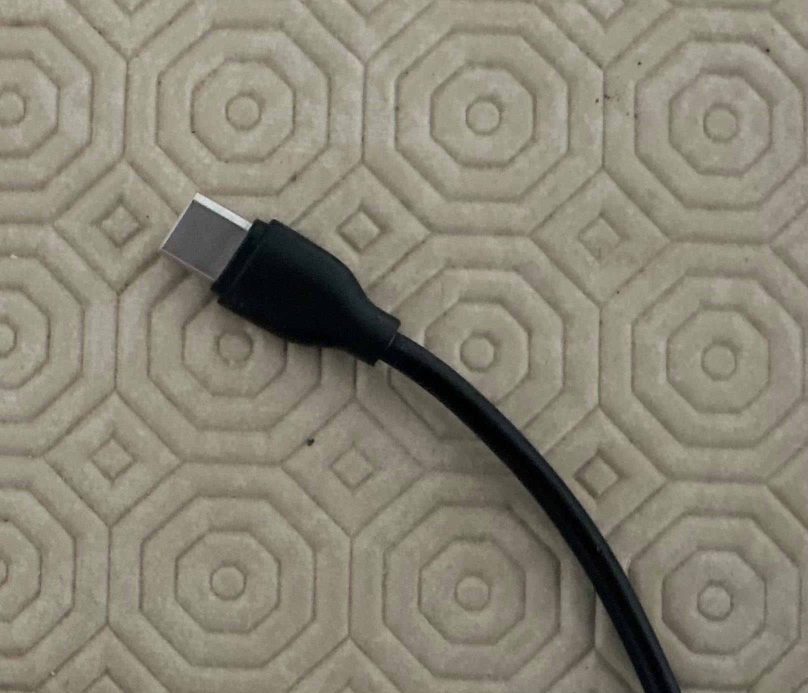 Cabo USB 3 em 1: microUSB, USB-C e lightning