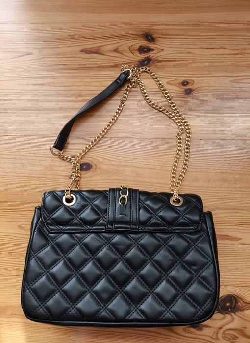 Torebka damska listonoszka czarna