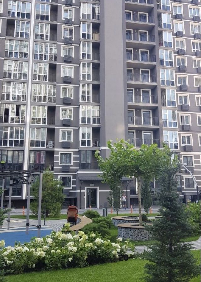 Центр. 4 поверх,Подобово . Буча, ЖК Гранд Бурже , 15 мин. от Парка