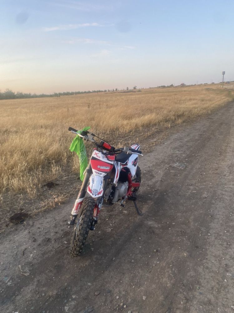 Продам пітбайк 110 кубиків
