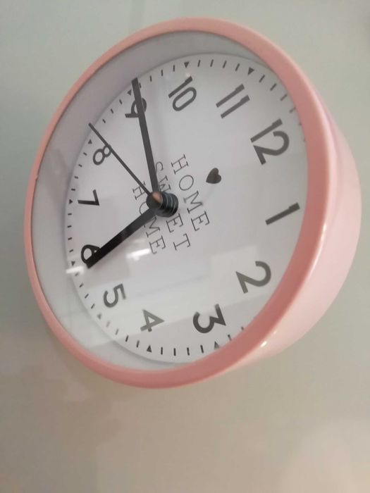 Relógio despertador NOVO!!	MARCA: Hôma