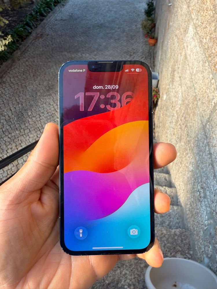 Iphone 13 ( camera danificada )
