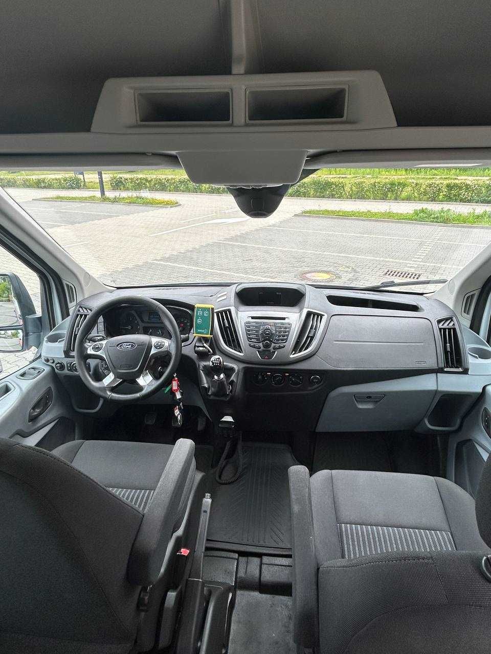 Ford Transit  Maxi brygadowy 5 osobowy-specjalny