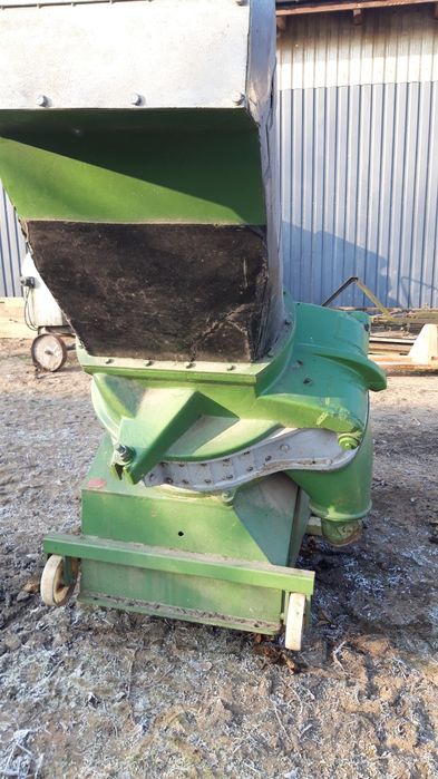 Młyn do tworzyw, kruszarka.