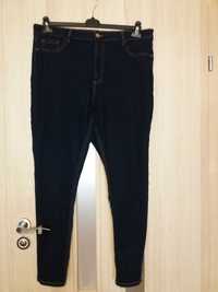 Spodnie damskie jeans Firmy F&F. Rozmiar 46.