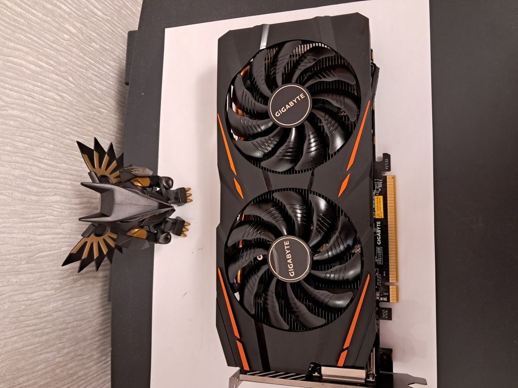 Видеокарта б\у SAPPHIRE PULSE RX580 8GB ТОП СОСТОЯНИЕ и другие
