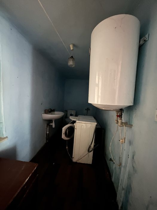 Продається будинок 100м.Крихівці.Комунікації.Центр.Школа.Садок.Місто