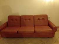 Sofá + 2 poltronas em pele.