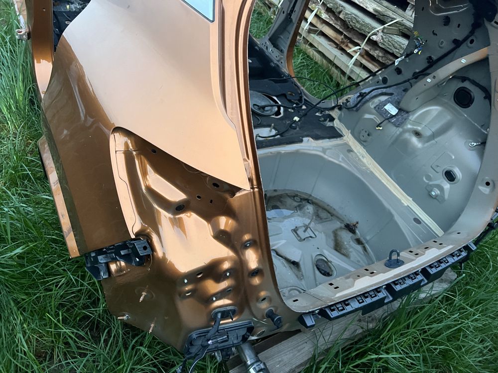 Renault Captur 2024 rok karoseria dach ćwiartki