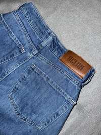 Жіноча джинсова спідниця з розрізом
