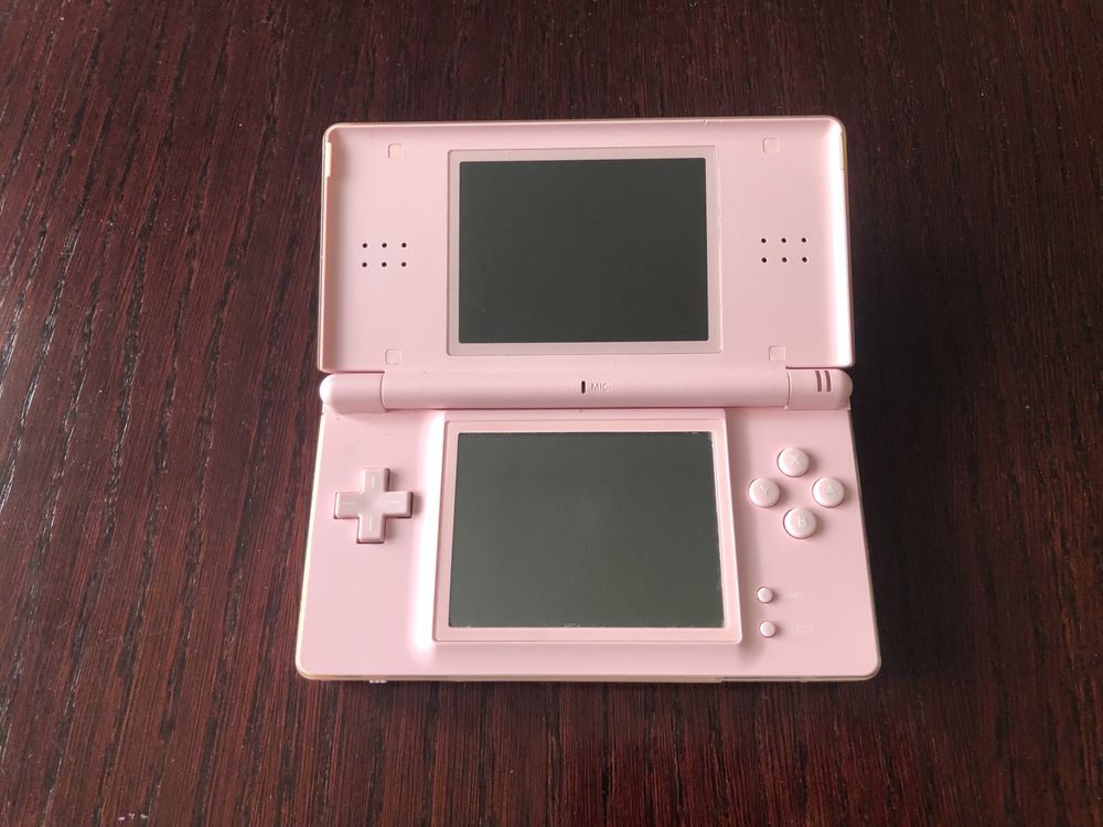 Nintendo DS Lite Różowa + Akcesoria