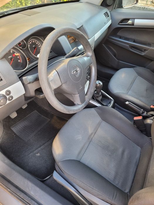 Opel Astra - económico e fiável