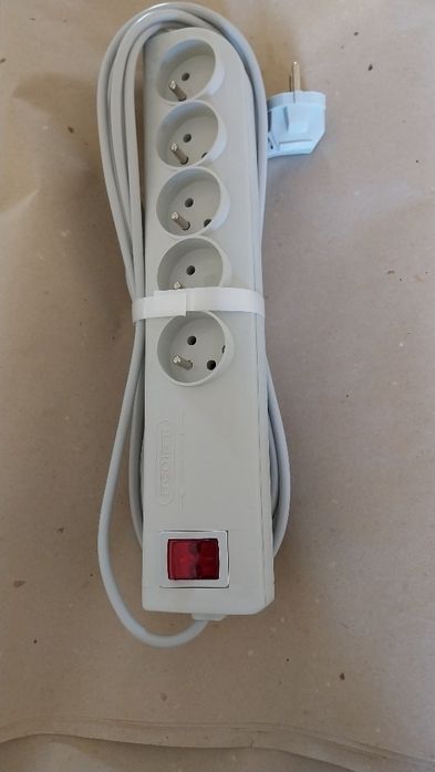 Przedłużacz 25 zł.