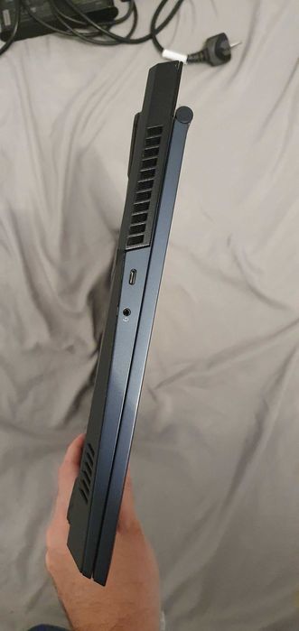 laptop lenovo legion 5 17ach6h uszkodzony