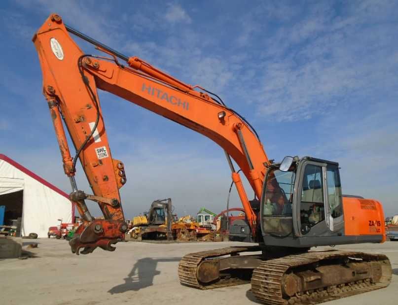 Запчастини до екскаваторів Hitachi New Holland, CASE, Fiat Hitachi