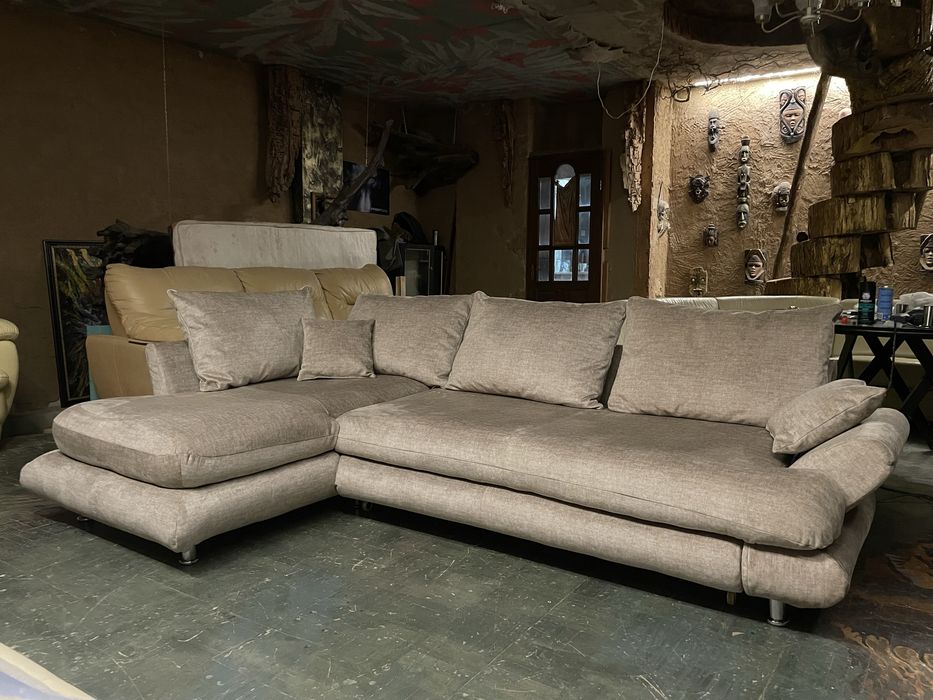 Кутовий розкладний диван з нішею для речей(270х175 см)Виставковий