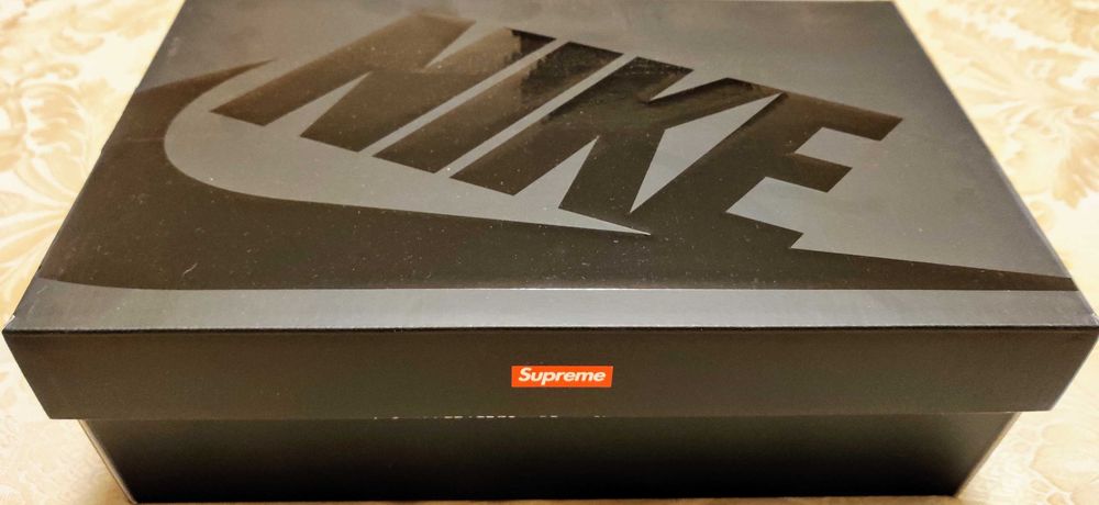 Sapatilhas Nike Air Force 1 x Supreme Wheat