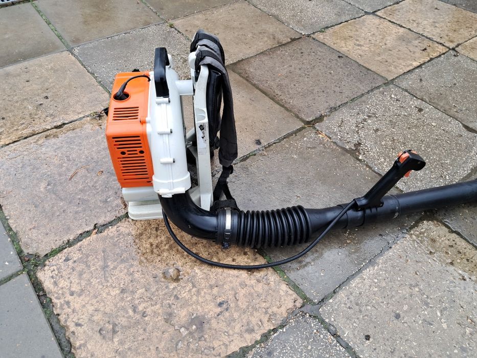 Dmuchawa plecakowa do liści stihl br400 3.5KM ładny stan br 400 420