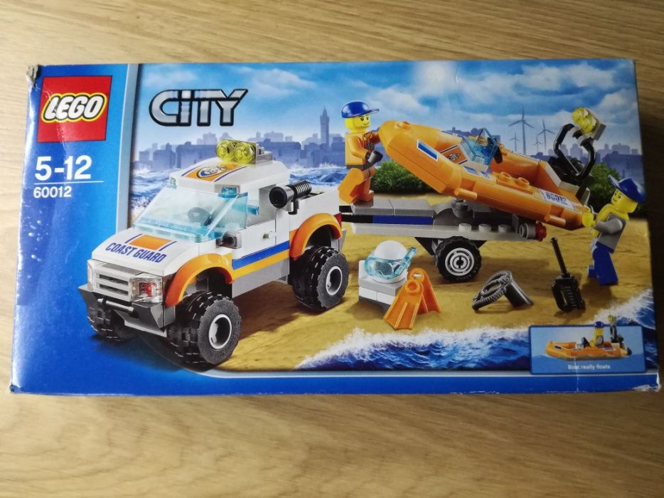 Lego City 60012. Wóz terenowy i łódź nurków.